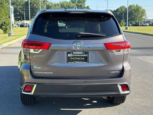 Used 2018 Toyota Highlander Limited FWD image 5