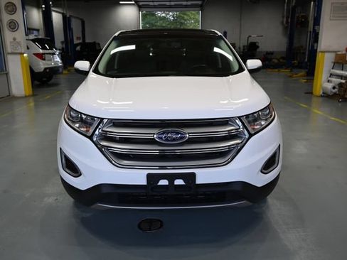 Used 2016 Ford Edge SEL w/ Equipment Group 201A AWD/4WD image 2