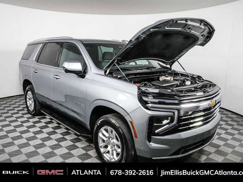 Used 2025 Chevrolet Tahoe LT image 36