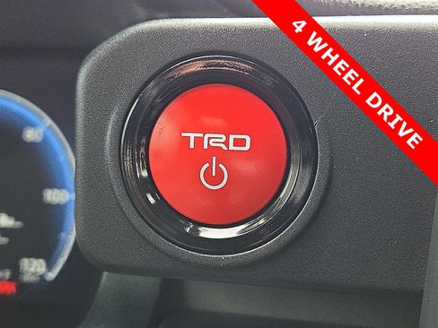 Used 2024 Toyota Tacoma TRD Off-Road image 20