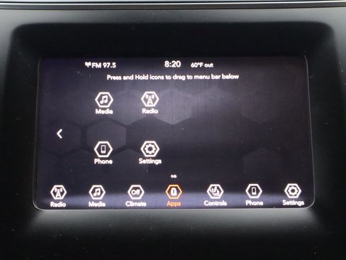 Used 2019 Jeep Cherokee Latitude Plus w/ Cold Weather Group FWD image 22