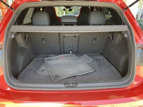 Certified 2023 Volkswagen GTI SE FWD image 17