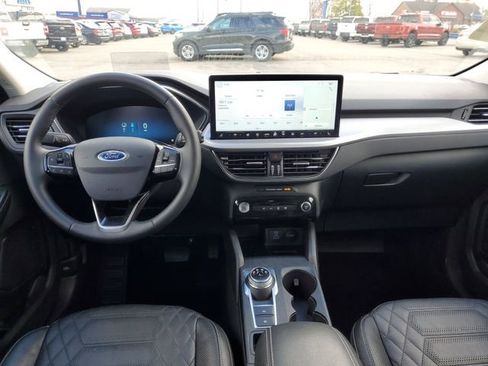 Used 2023 Ford Escape SE w/ PHEV Premium Package image 33