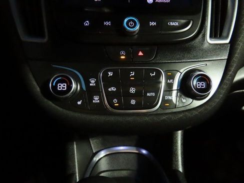 Used 2023 Chevrolet Malibu LT image 28