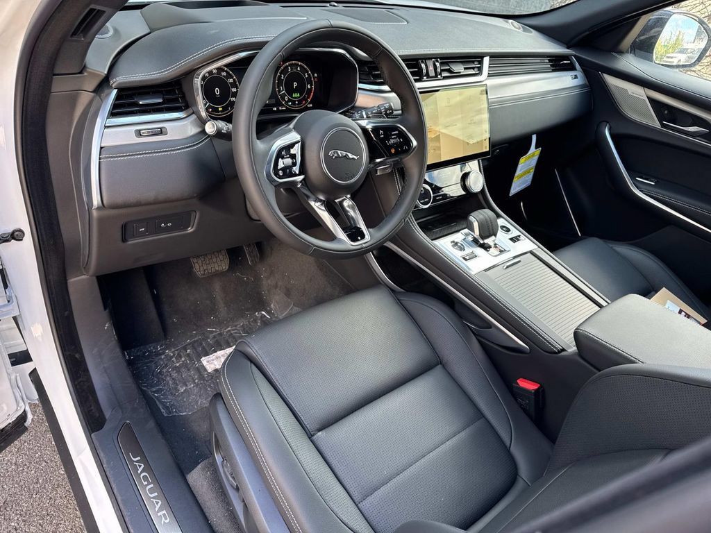 New 2026 Jaguar F-PACE R-Dynamic S AWD/4WD image 20