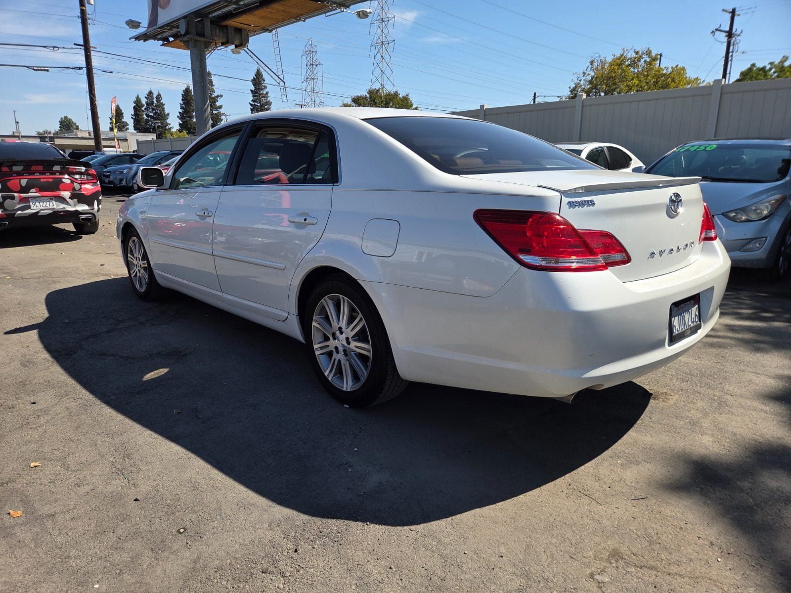 Used 2007 Toyota Avalon FWD image 2