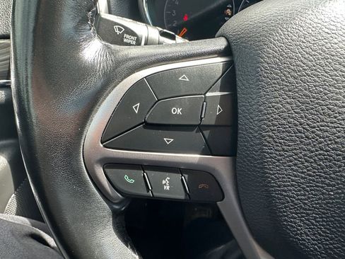 Used 2020 Jeep Grand Cherokee Limited w/ Luxury Group II AWD/4WD image 18