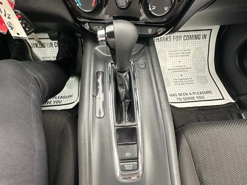 Used 2016 Honda HR-V LX image 19