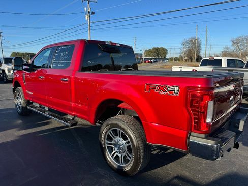 Used 2018 Ford F250 XLT w/ XLT Premium Package image 9