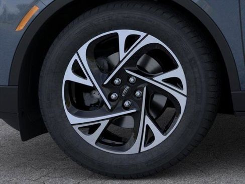 New 2026 Lincoln Nautilus Premier w/ Equipment Group 102A AWD/4WD image 19