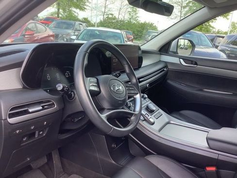 Used 2023 Hyundai Palisade SEL w/ Cargo Package image 17