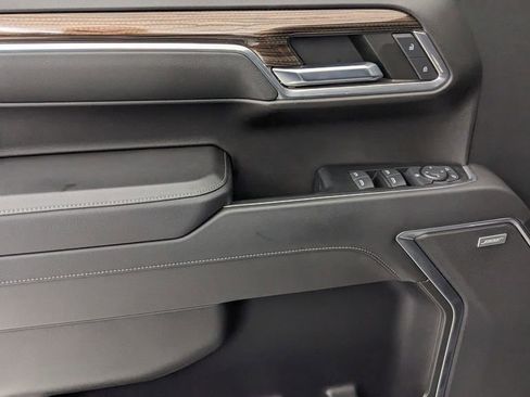 Used 2022 Chevrolet Silverado 1500 LT Trail Boss w/ Convenience Package II image 27