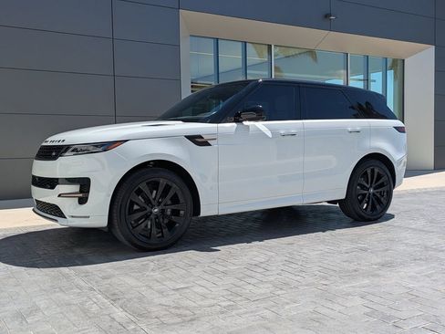 Used 2025 Land Rover Range Rover Sport Dynamic SE image 1