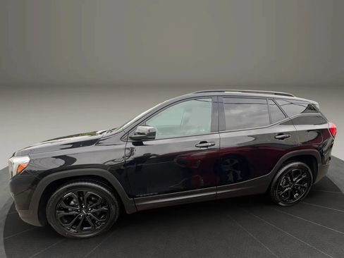 Used 2021 GMC Terrain SLT w/ Infotainment Package II AWD/4WD image 8