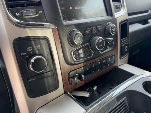 Used 2017 RAM 3500 Laramie AWD/4WD image 23