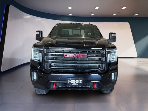 Used 2023 GMC Sierra 2500 AT4 w/ AT4 Preferred Package AWD/4WD image 2