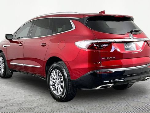 Used 2024 Buick Enclave Essence FWD image 4
