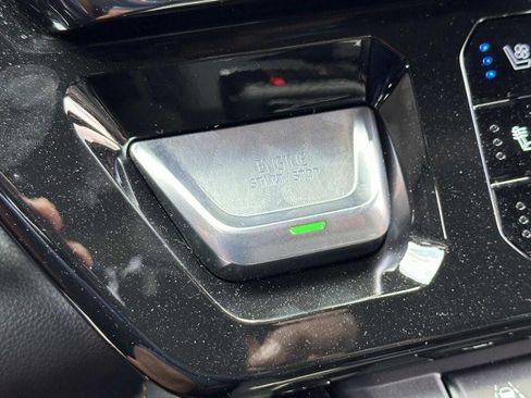 Used 2023 GMC Sierra 1500 AT4 image 25