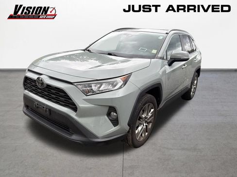 Used 2019 Toyota RAV4 XLE Premium AWD/4WD image 1