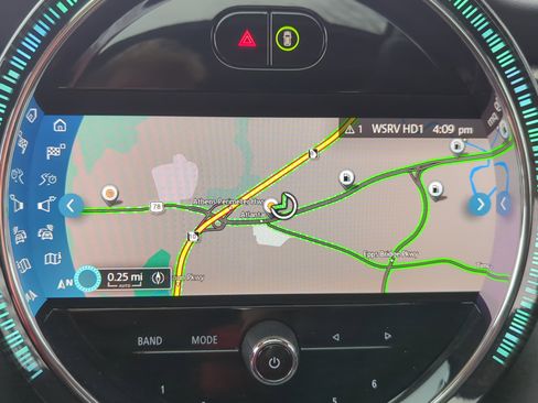 Used 2024 MINI Cooper 2-Door Hardtop image 28