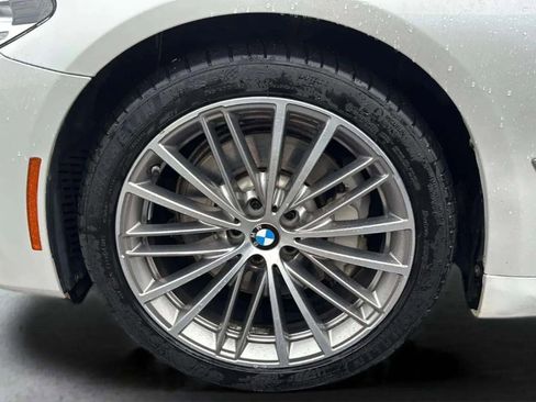 Used 2019 BMW 530i w/ Convenience Package image 55