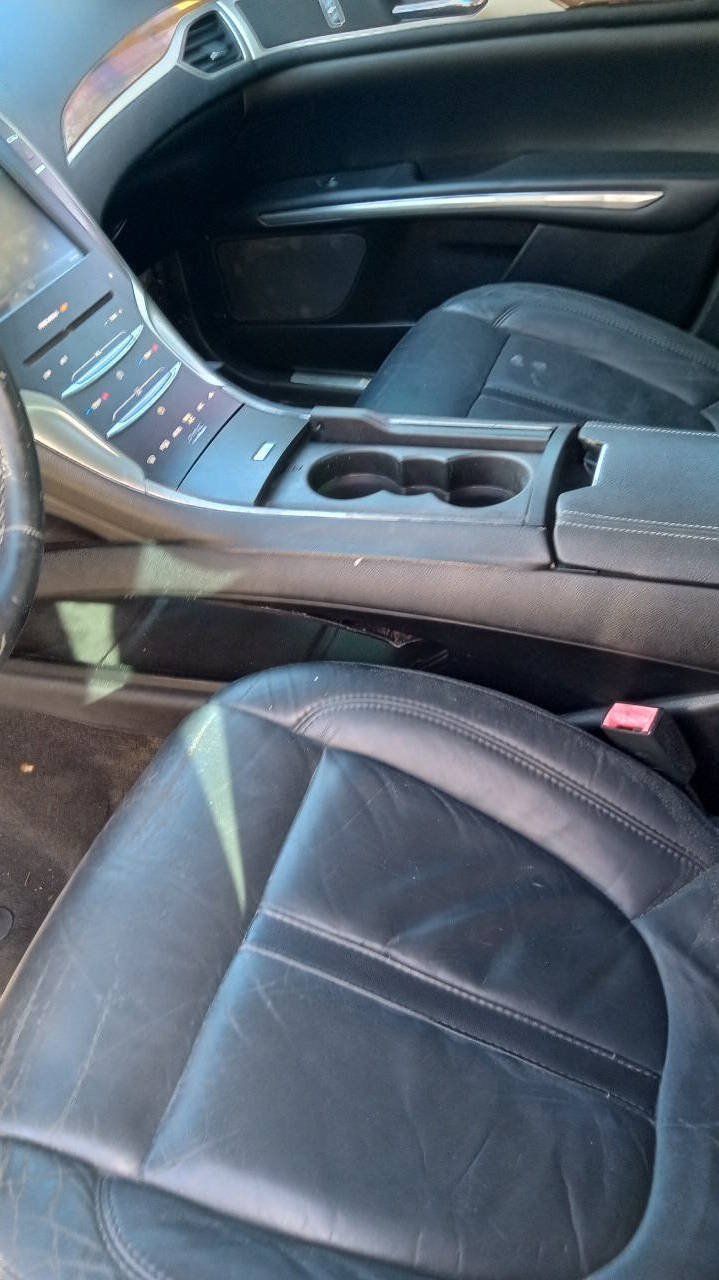 Used 2015 Lincoln MKZ w/ Equipment Group 101A Select FWD image 16