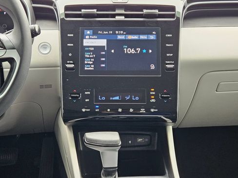 Used 2024 Hyundai Tucson SEL FWD image 13