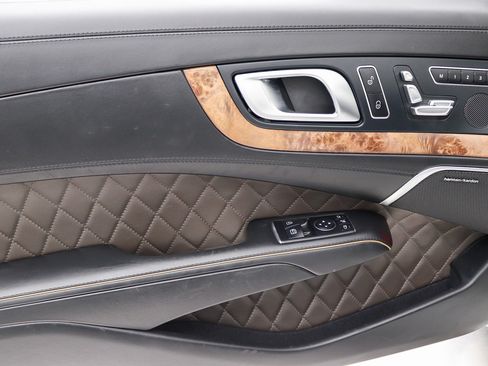 Used 2020 Mercedes-Benz SL 450 image 33