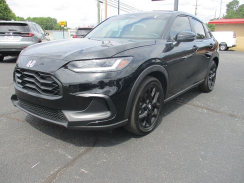 Used 2024 Honda HR-V Sport image 7