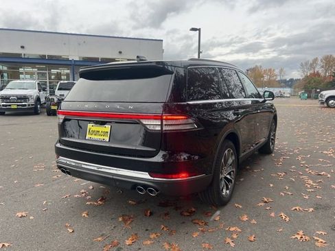 New 2025 Lincoln Aviator Reserve w/ Illumination Package image 8