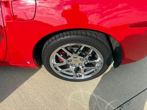 Used 2006 Chevrolet Corvette Convertible RWD image 26