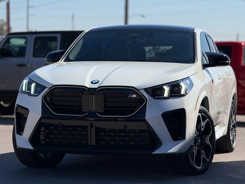 Used 2025 BMW X2 M35i image 3
