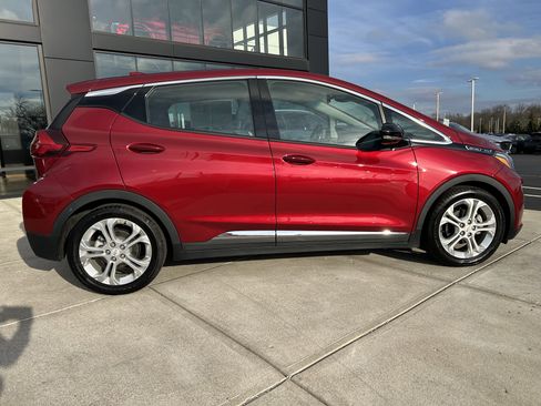 Used 2020 Chevrolet Bolt LT image 8