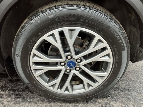 Used 2020 Ford Escape SEL image 13