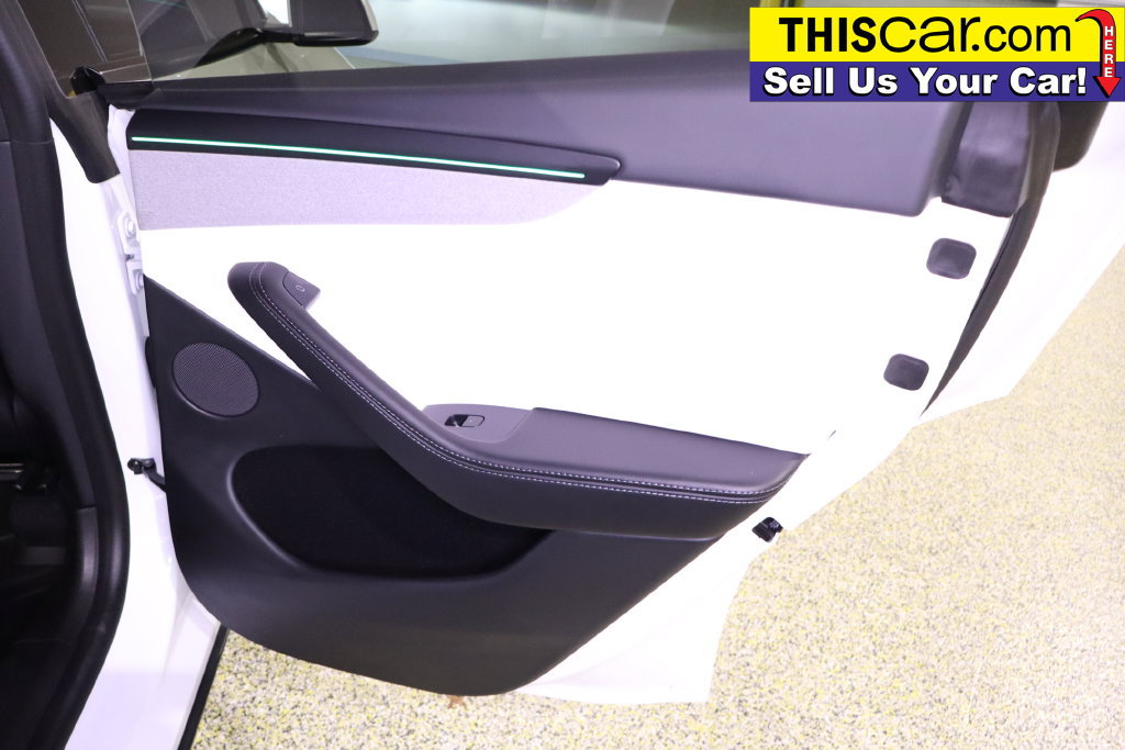 Used 2026 Tesla Model Y 2WD image 34