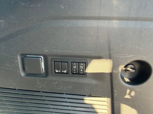 Used 2021 Chevrolet Suburban Premier w/ Max Trailering Package AWD/4WD image 36