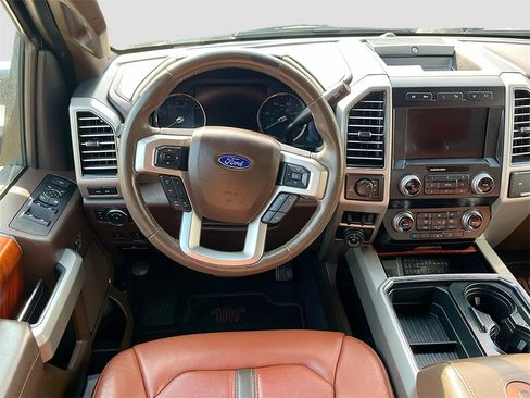 Used 2021 Ford F250 King Ranch w/ Chrome Package image 23