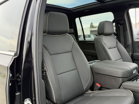 New 2026 Chevrolet Suburban Premier w/ Sun And Tow Package image 21