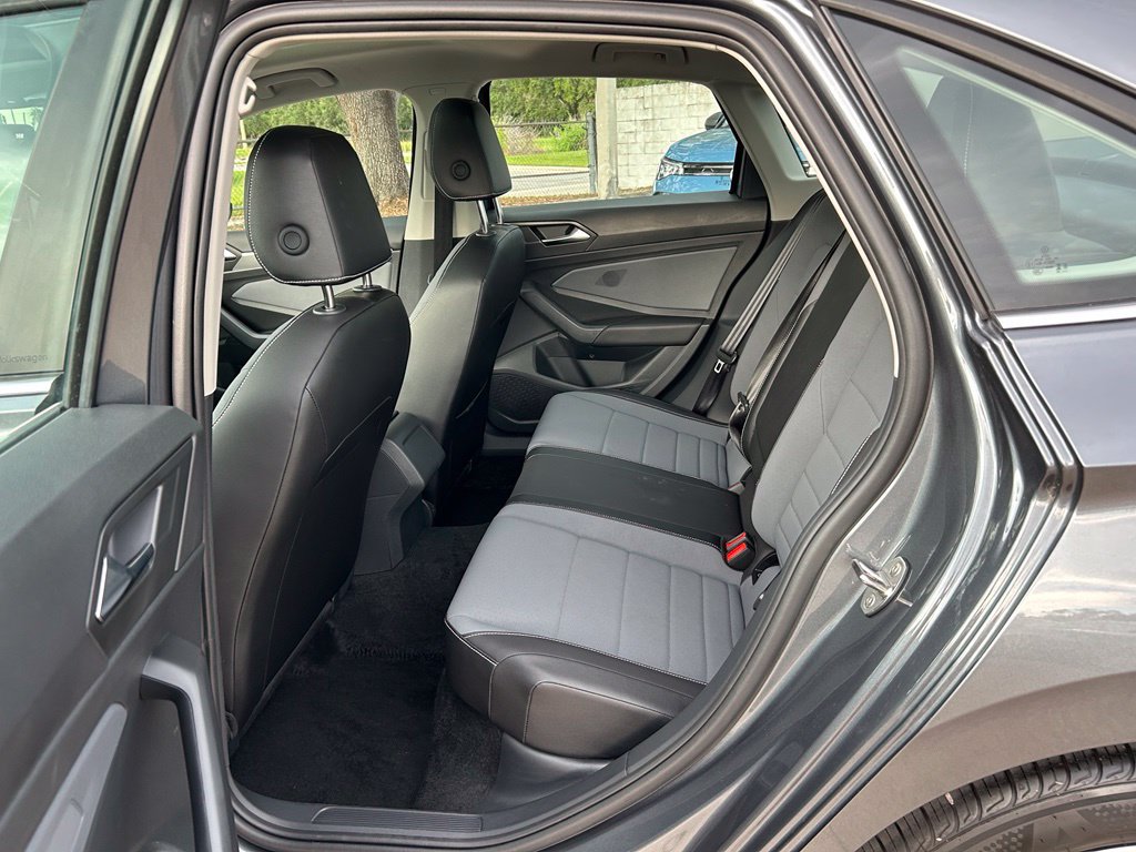 Certified 2026 Volkswagen Jetta SE FWD image 49
