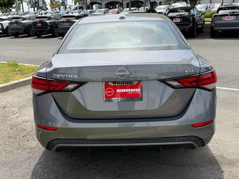 Used 2024 Nissan Sentra SV FWD image 6