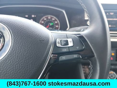 Used 2020 Volkswagen Jetta R-Line FWD image 5