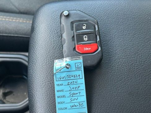 Certified 2024 Jeep Wrangler Sport S image 40