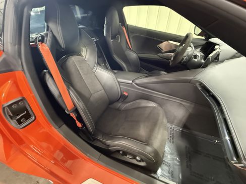 Used 2020 Chevrolet Corvette Stingray Preferred Cpe w/ 2LT Preferred Equipment Group RWD image 9