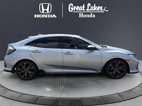Used 2019 Honda Civic Sport Touring image 5
