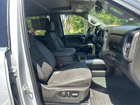 Used 2021 Chevrolet Silverado 1500 LTZ w/ Z71 Off-Road Package image 22