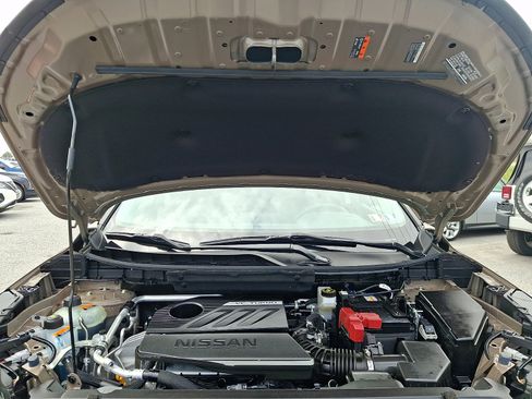 Certified 2024 Nissan Rogue SV w/ SV Premium Package image 27