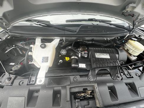 Used 2016 Chevrolet Express 2500 LS image 17