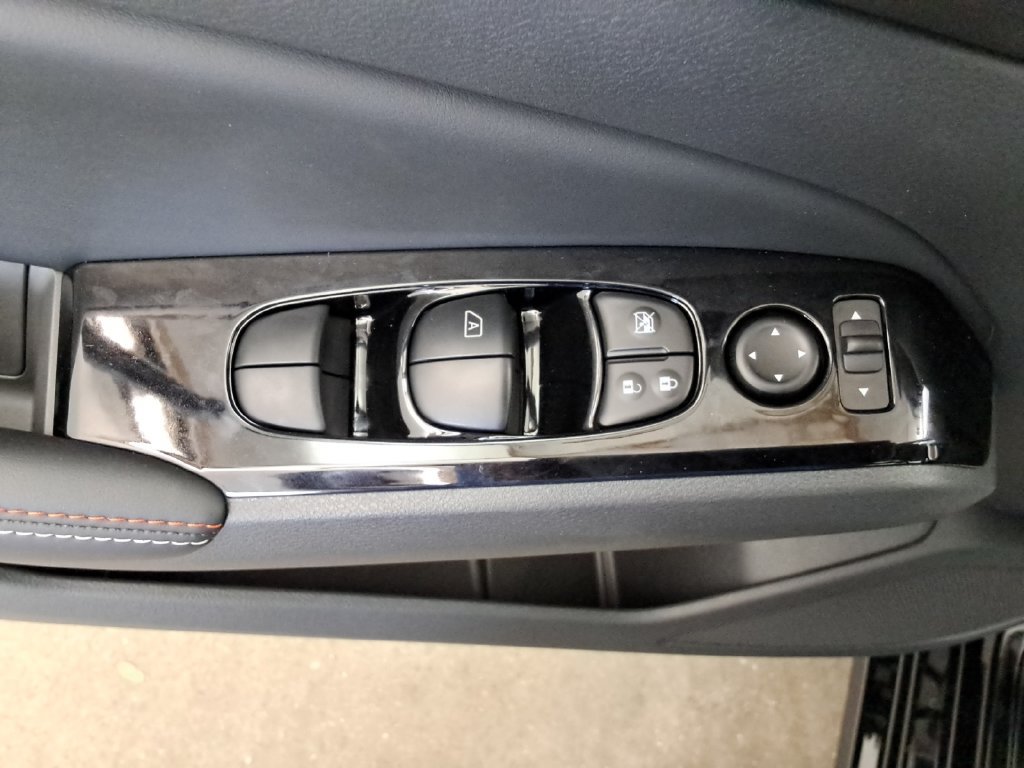 Used 2025 Nissan Altima 2.5 SR w/ SR Premium Package FWD image 18