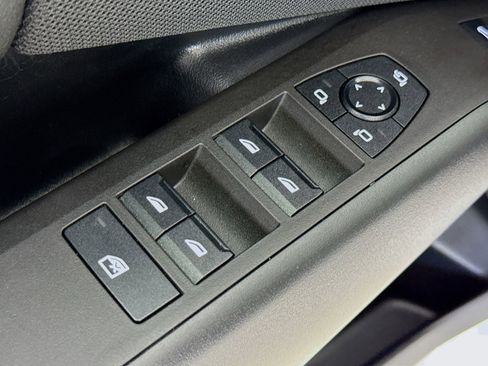 Used 2025 BMW X3 xDrive30i w/ Premium Package image 17