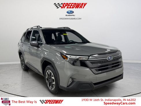 Used 2026 Subaru Forester Premium AWD/4WD image 1
